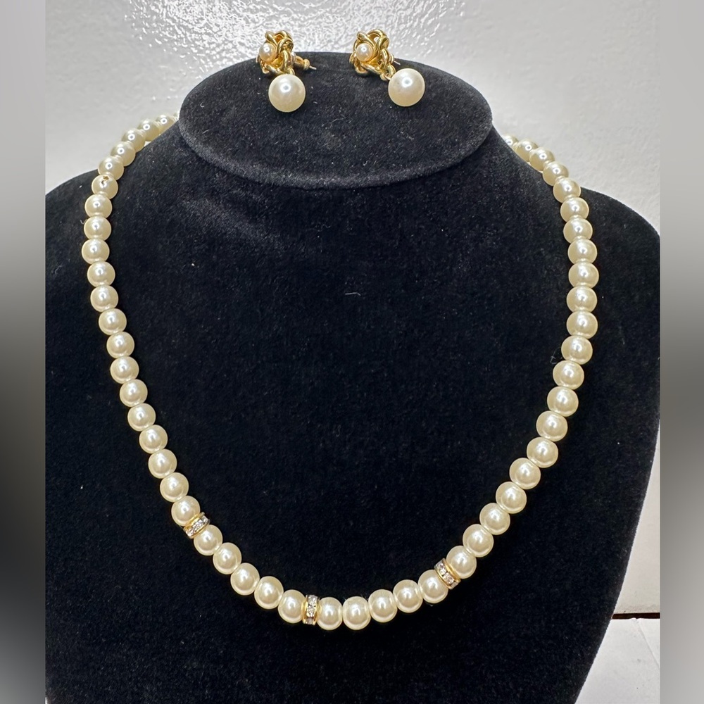 Classic Faux Pearl Necklace and Earring Set